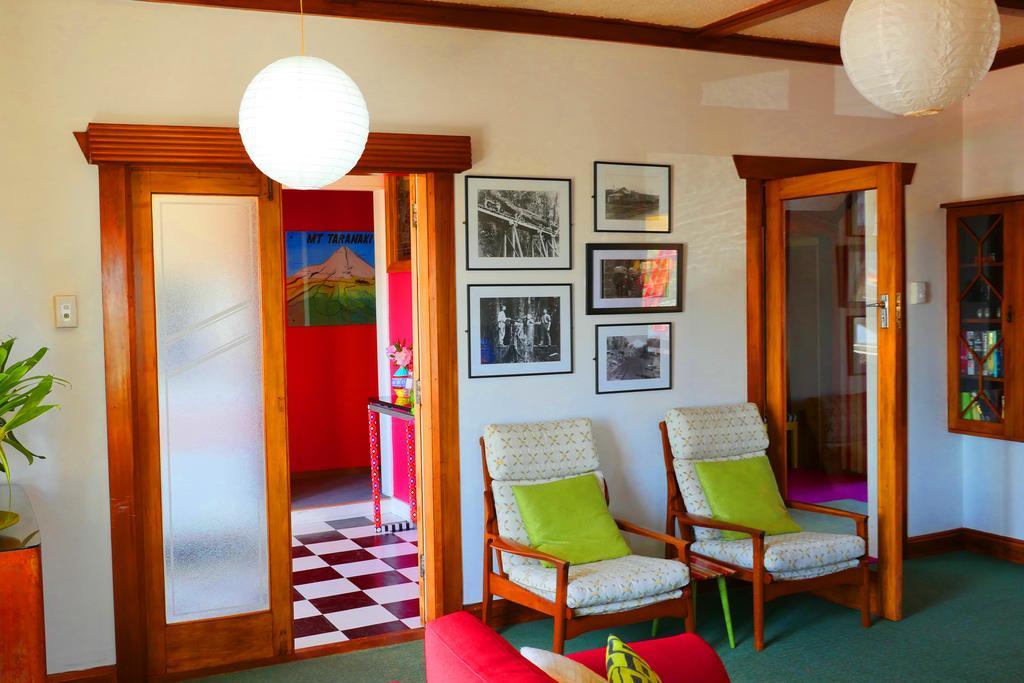 Ducks & Drakes Boutique Motel & Backpackers New Plymouth Bagian luar foto